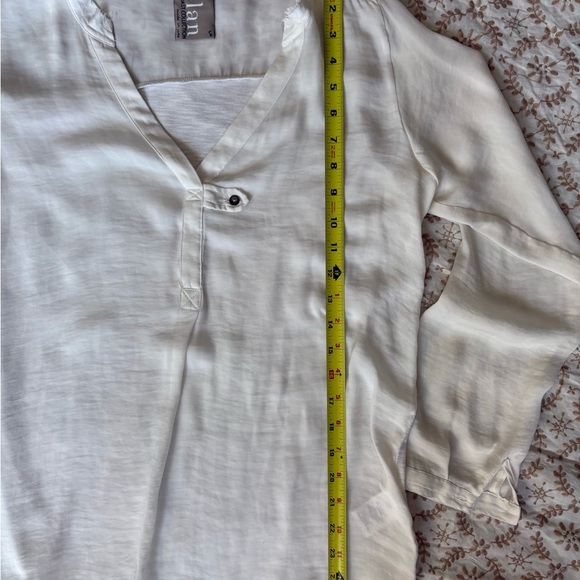 Dolan Cream Blouse - Picture 5 of 8